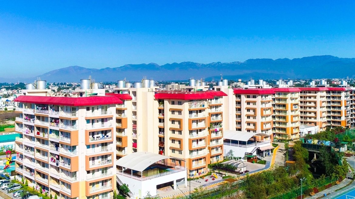 2BHK/ Semi furnished