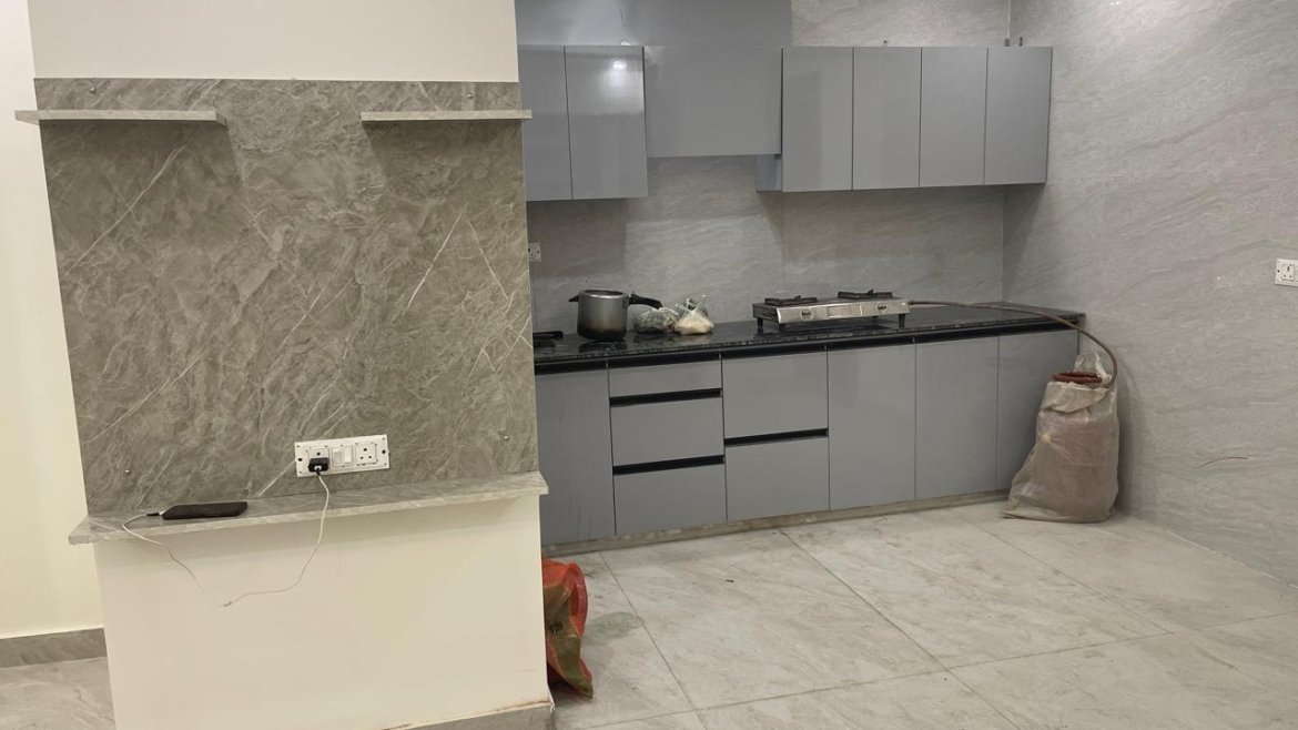 2 BHK / Fully Furnished